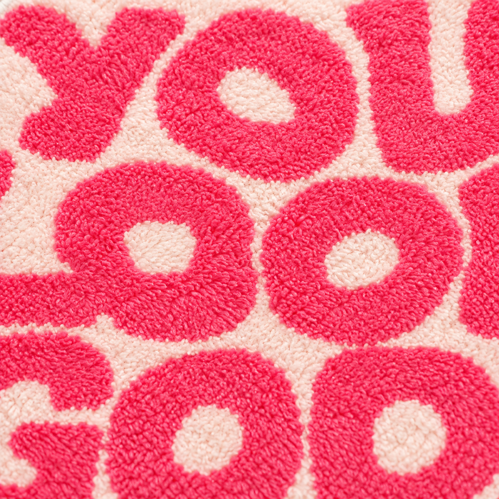 You Look Good Plush Bath Mat – Fun Bathroom Rugs