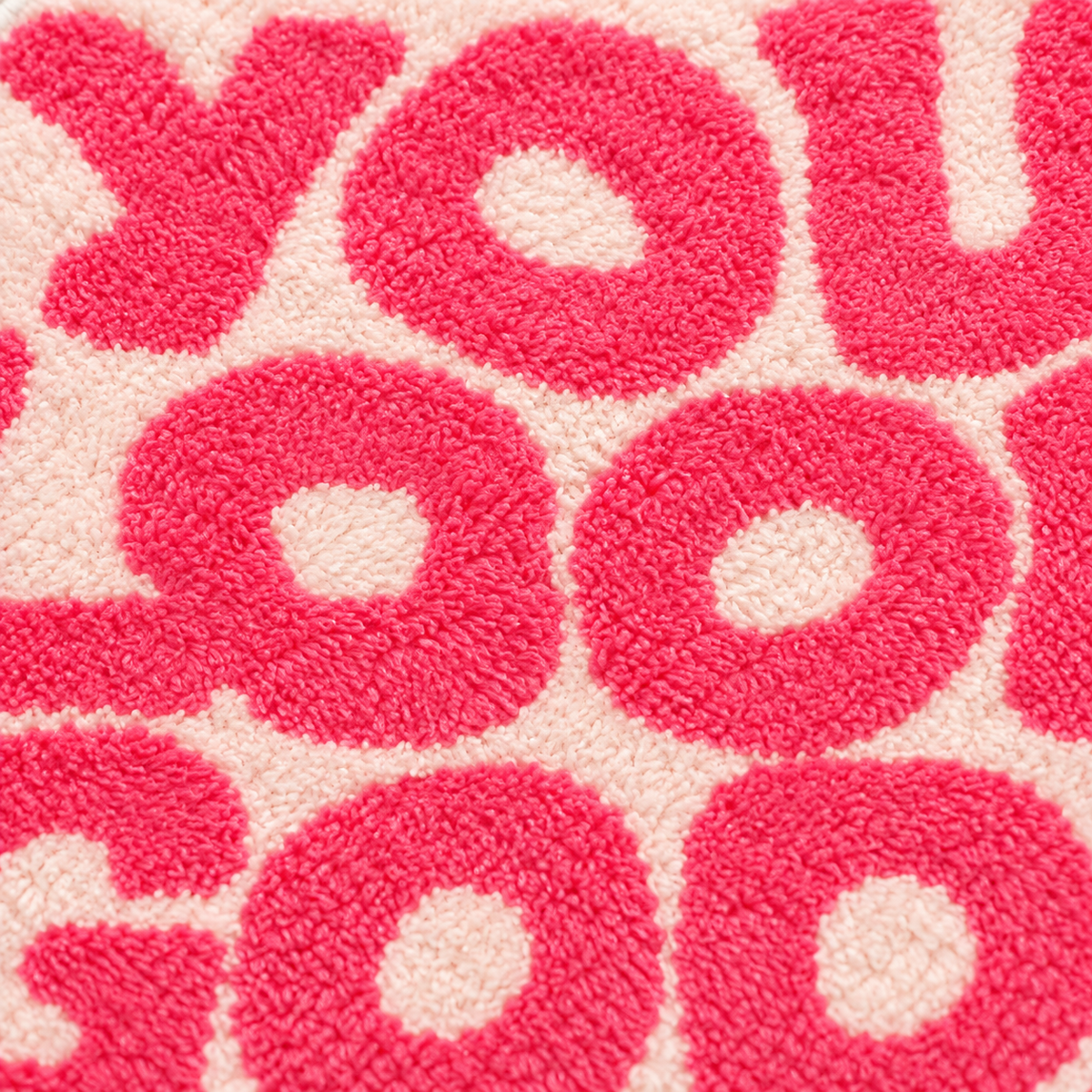 You Look Good Plush Bath Mat – Fun Bathroom Rugs